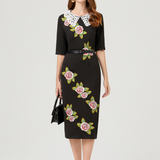 Robe fleurie vintage noir à dentelle