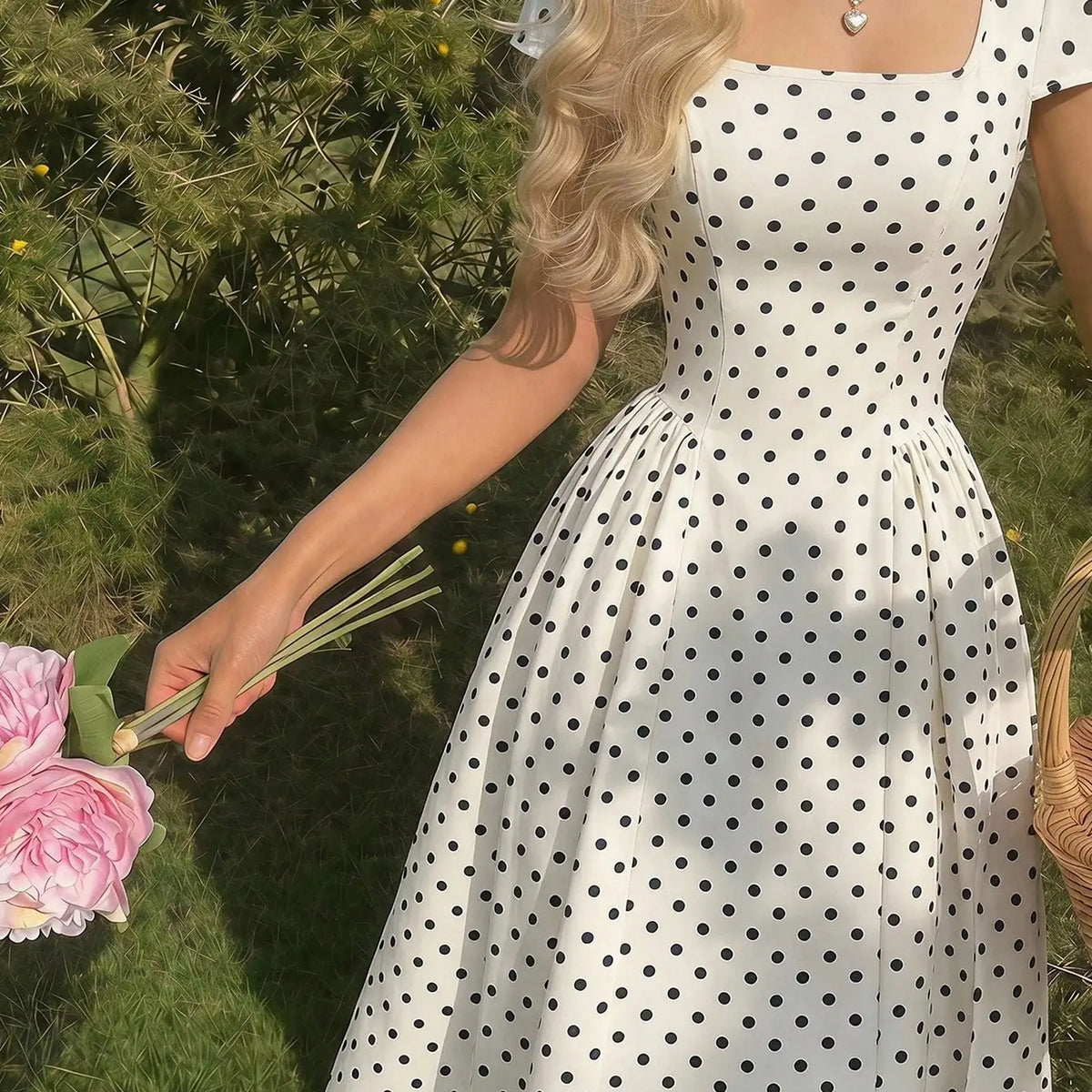 Women Polka Dot Chiffon Midi Dress Square Neck Puff Sleeve Pleated A-Line Dress Casual Summer Elegant Dresses Y2k Streetwear New